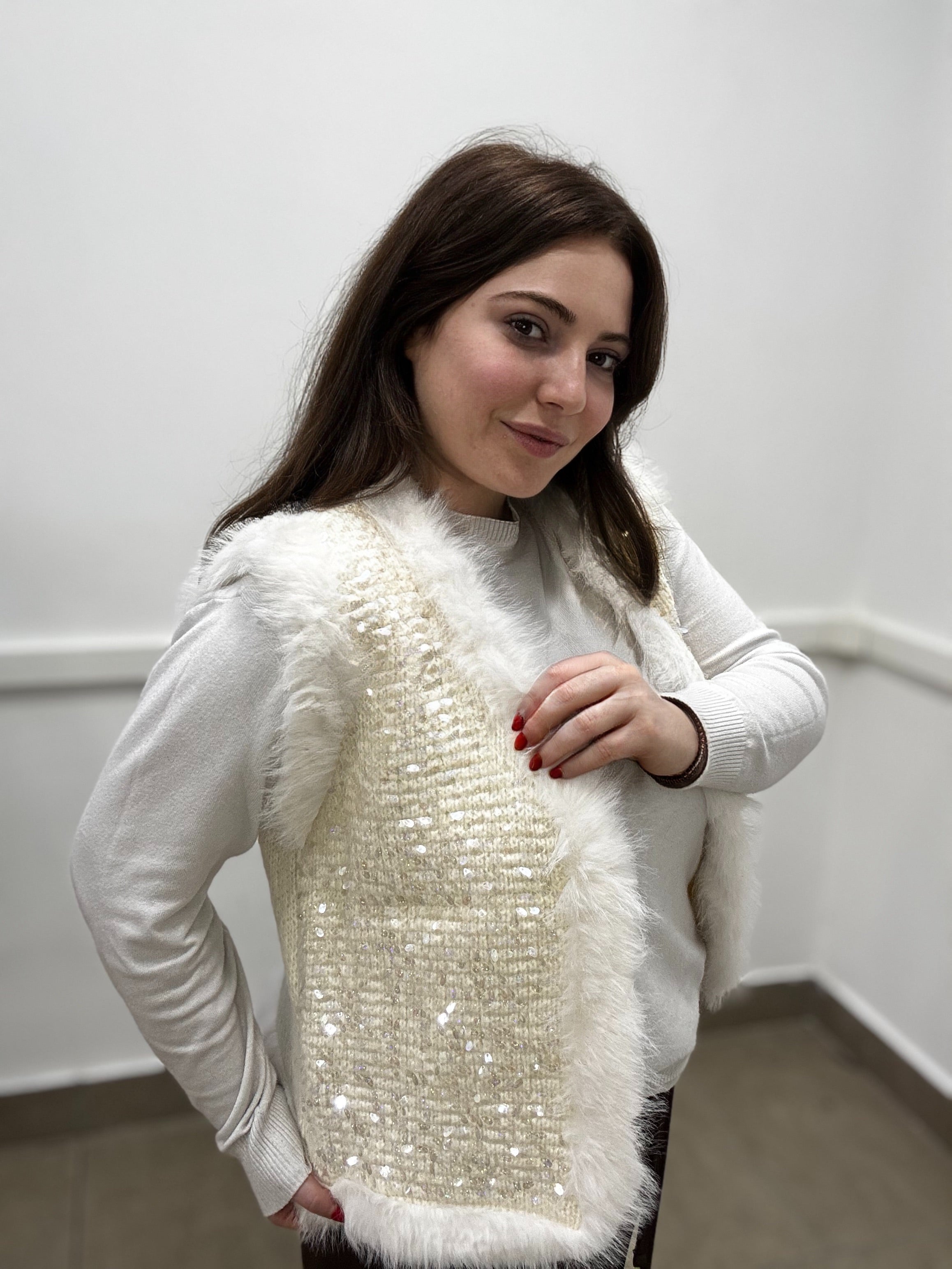 Peluche smanicato dettagli