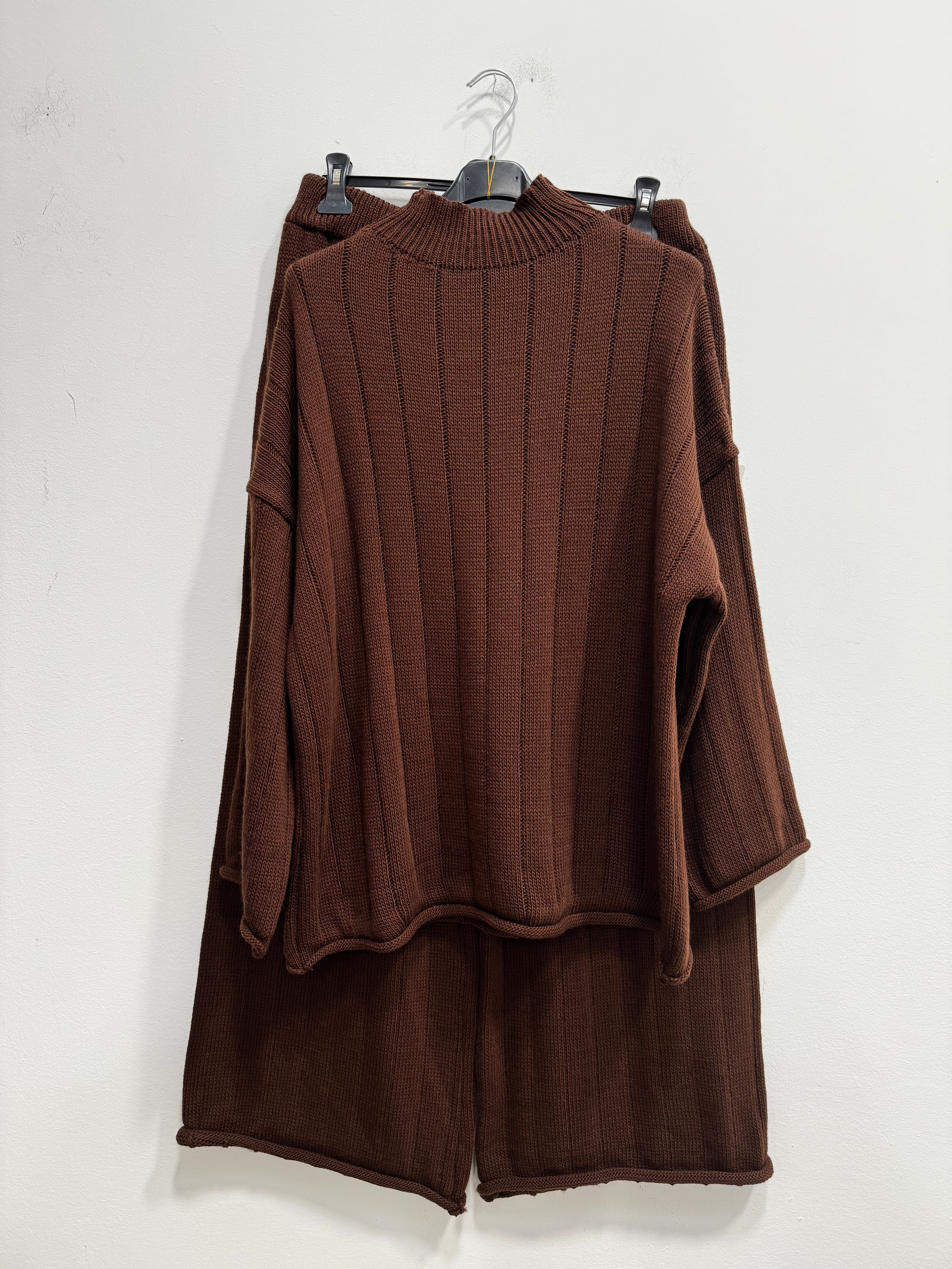 Coordinato in maglia a costine