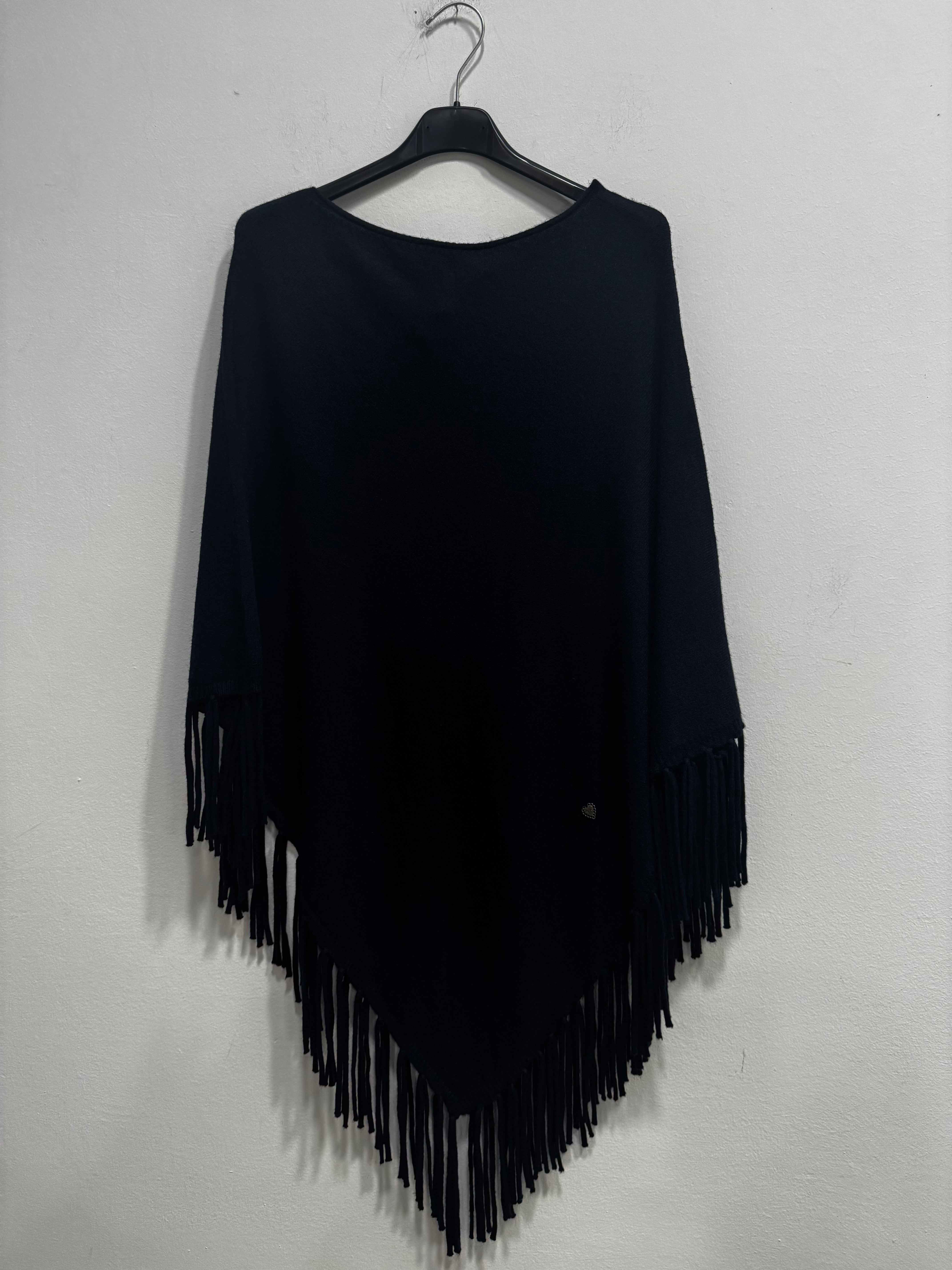 Poncho maglina con frange