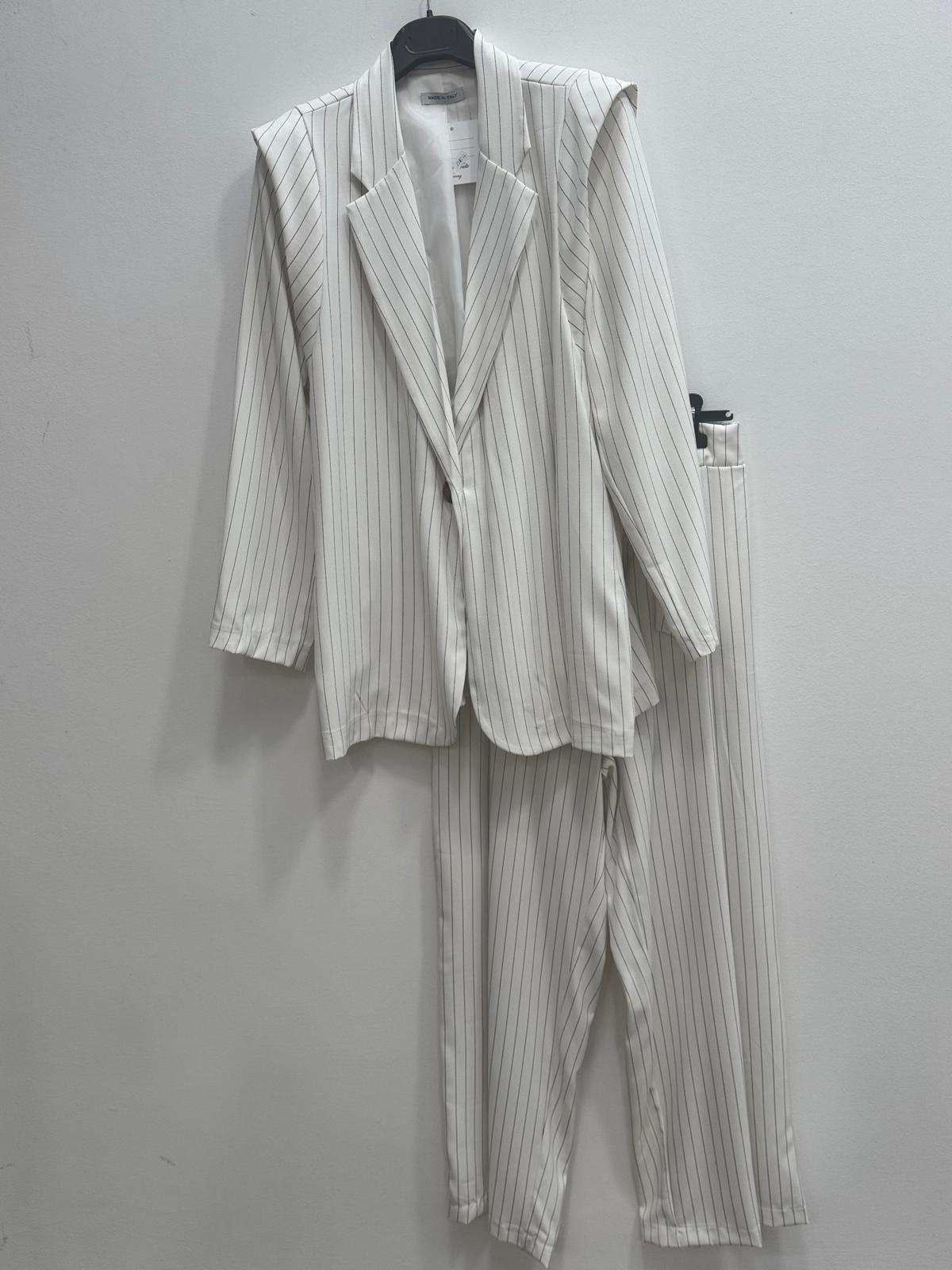 Tailleur gessato foderato