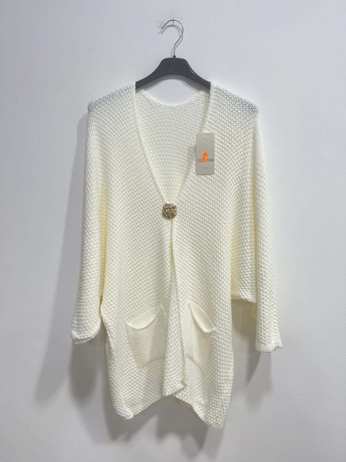 Cardigan spilla con tasche
