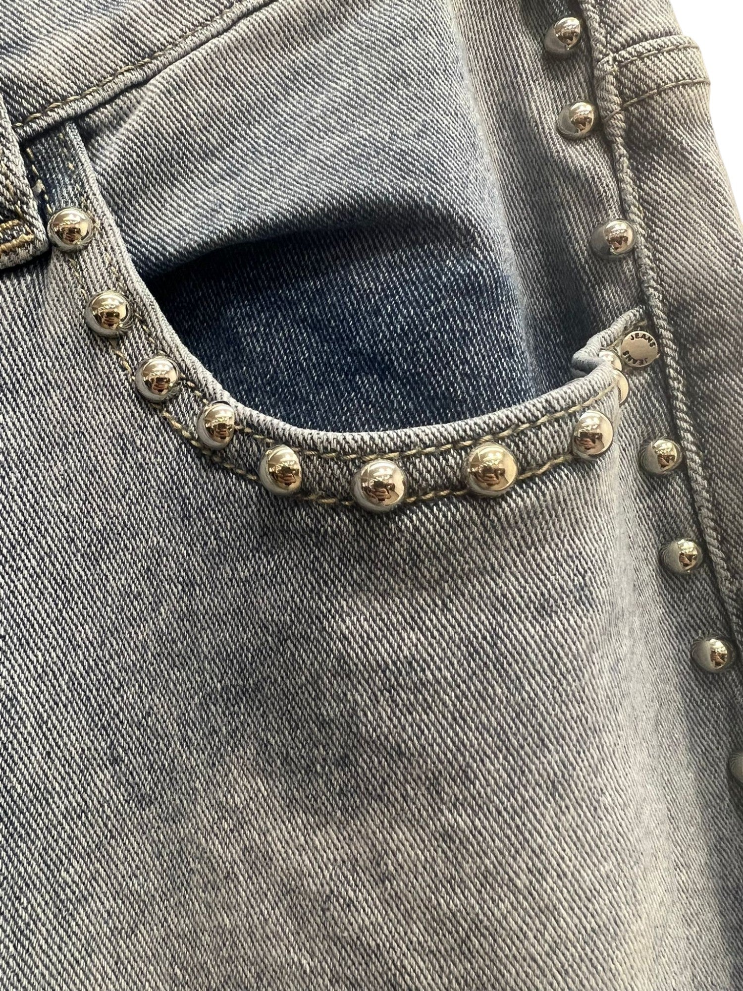 Jeans borchiato