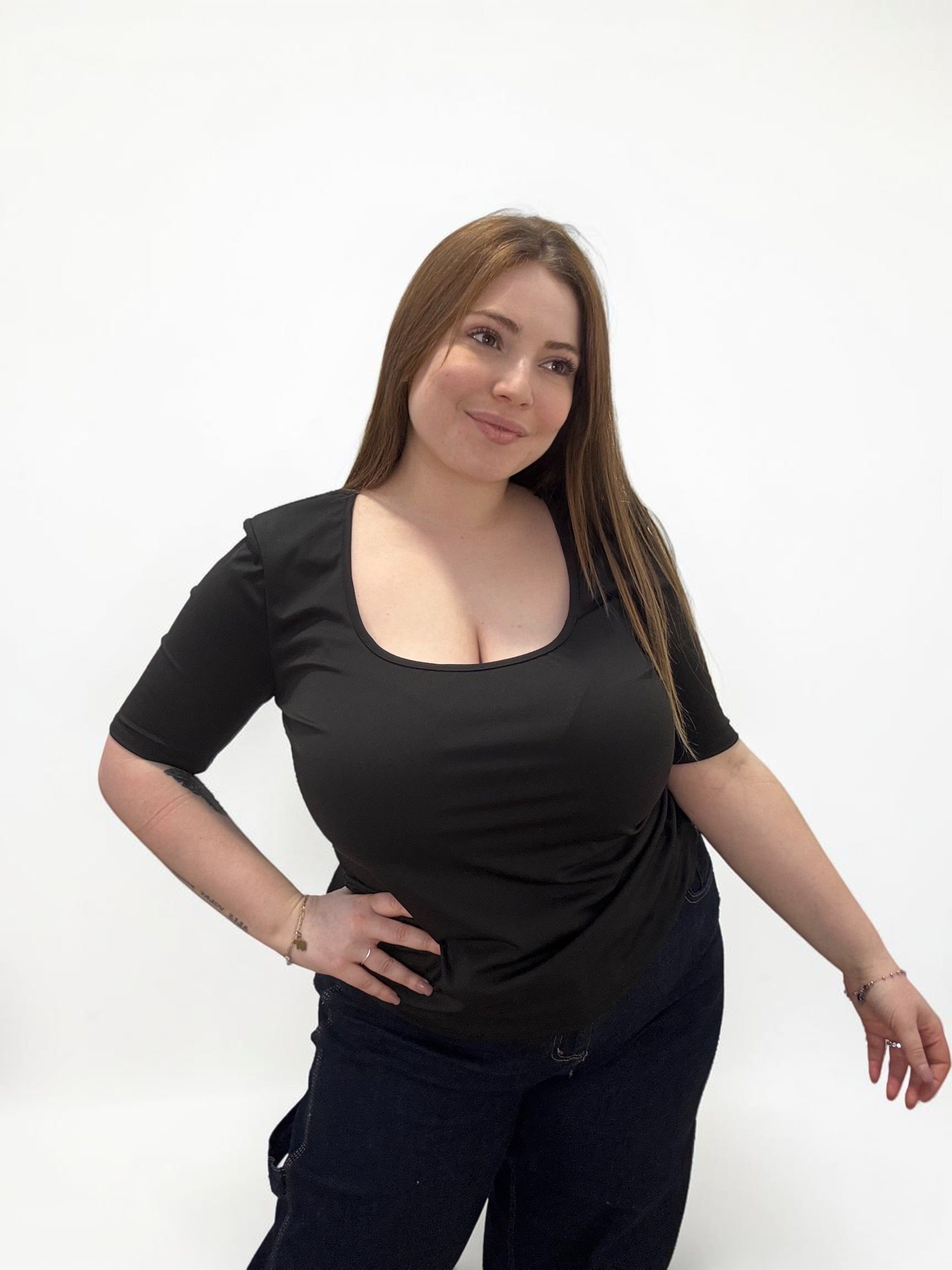 Essential Curve Tee