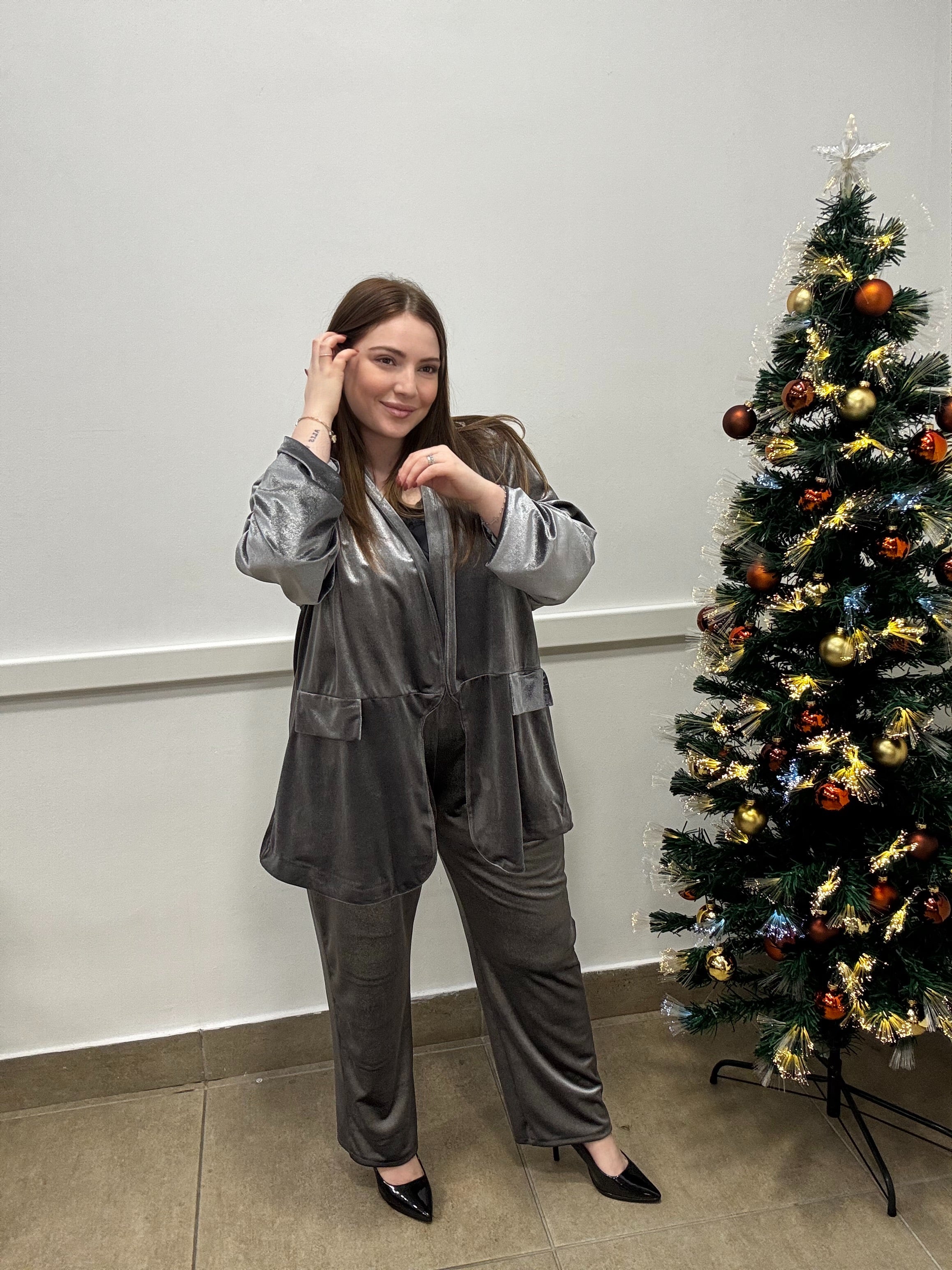 Tailleur ciniglia laminato