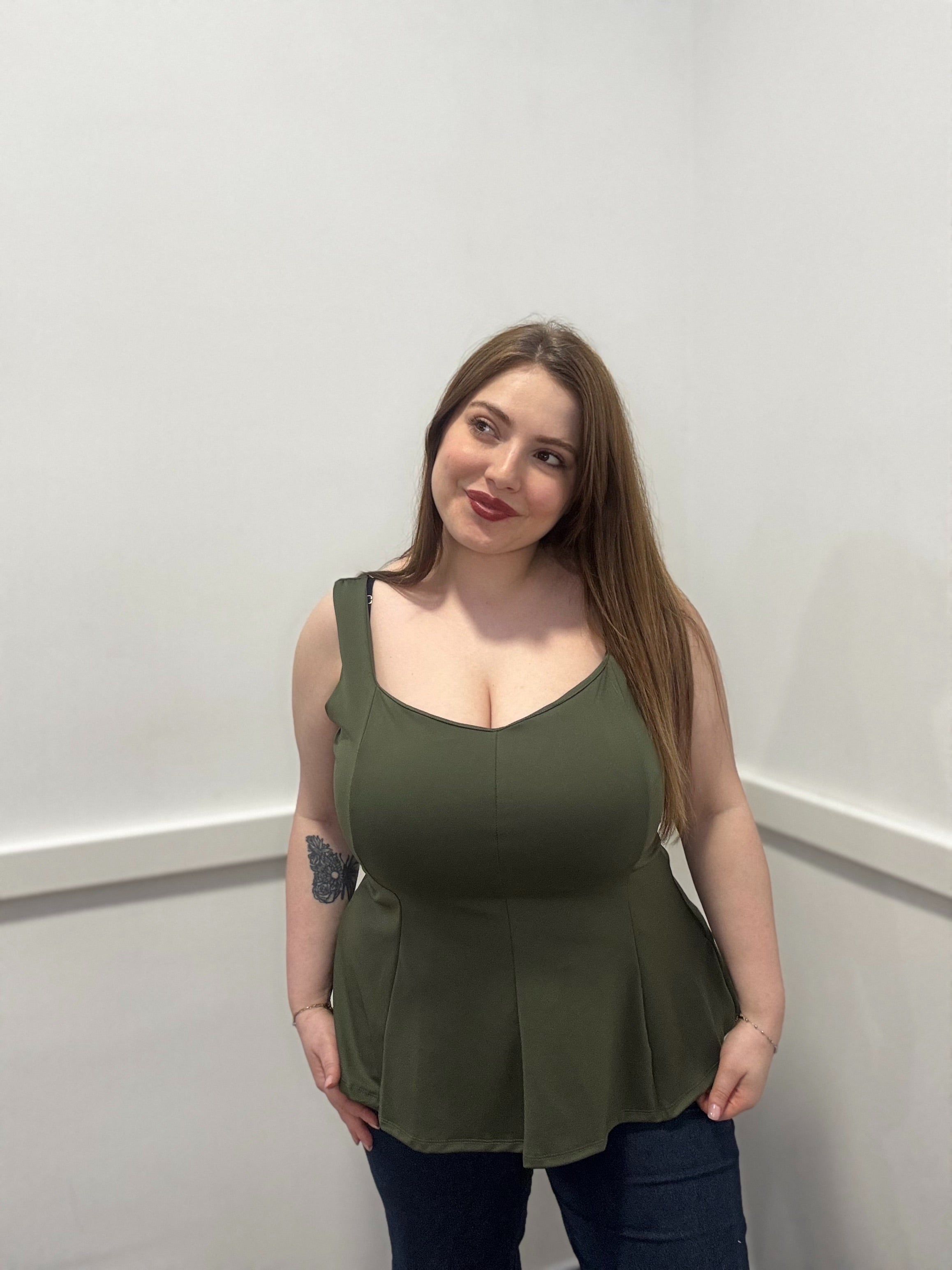 Top Peplum a Fascia