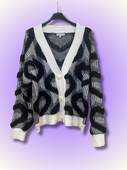 CARDIGAN CON BOTTONI E RICAMI