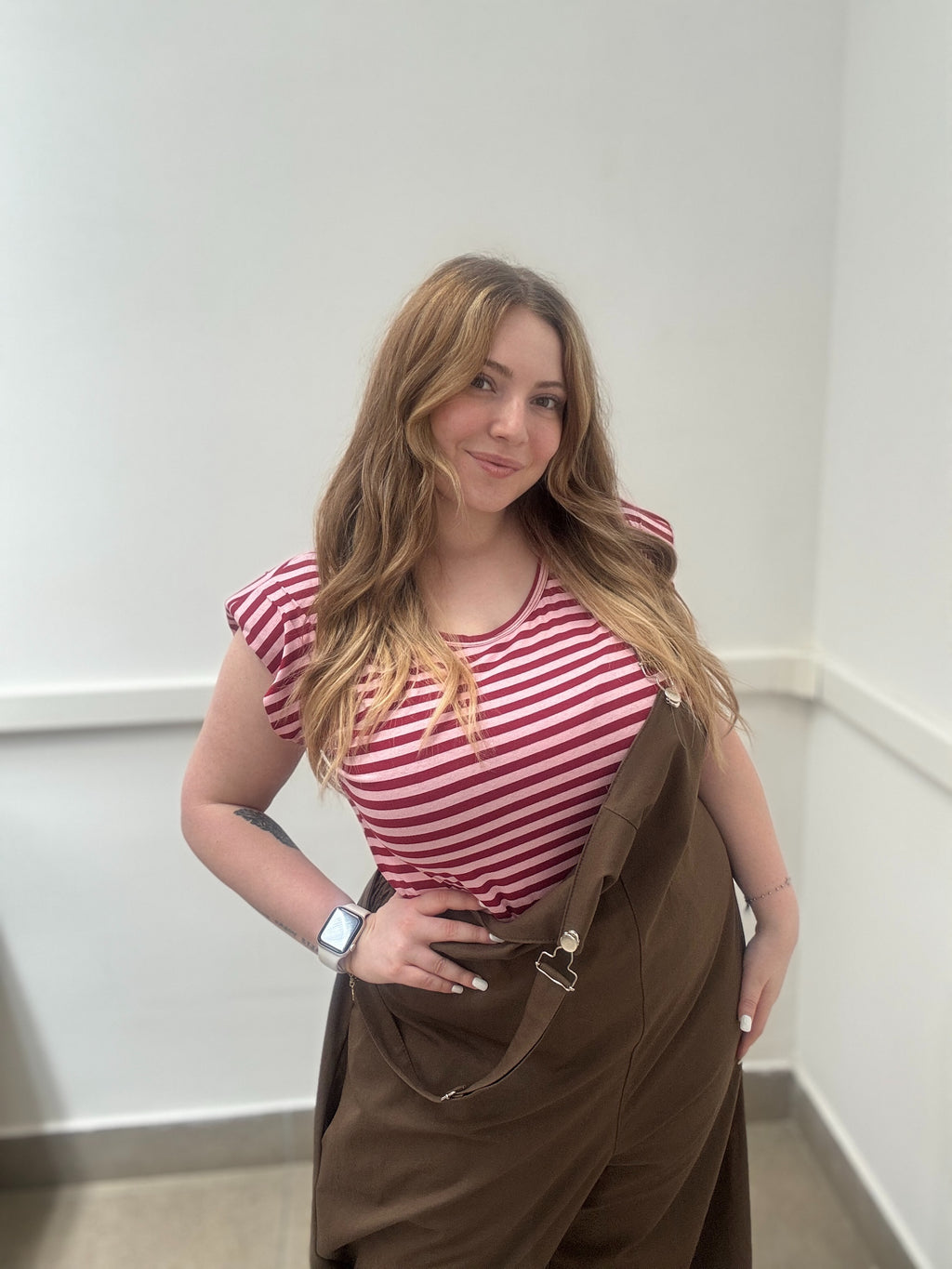 Salopette  + t-shirt caramella
