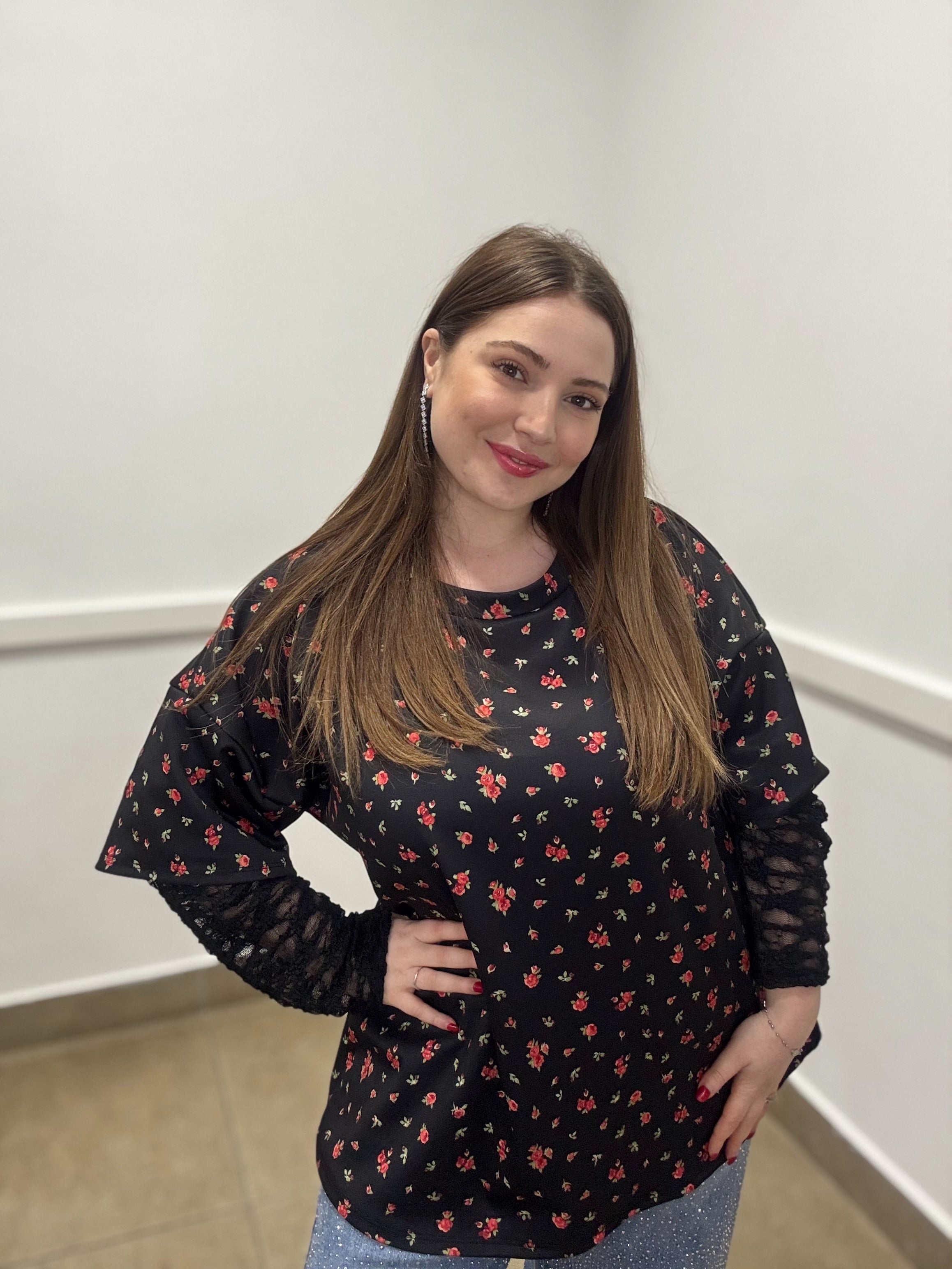 Blusa Romantic Garden con Pizzo