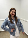 Denim Jacket "Romantic Touch" con Ricami in Tulle