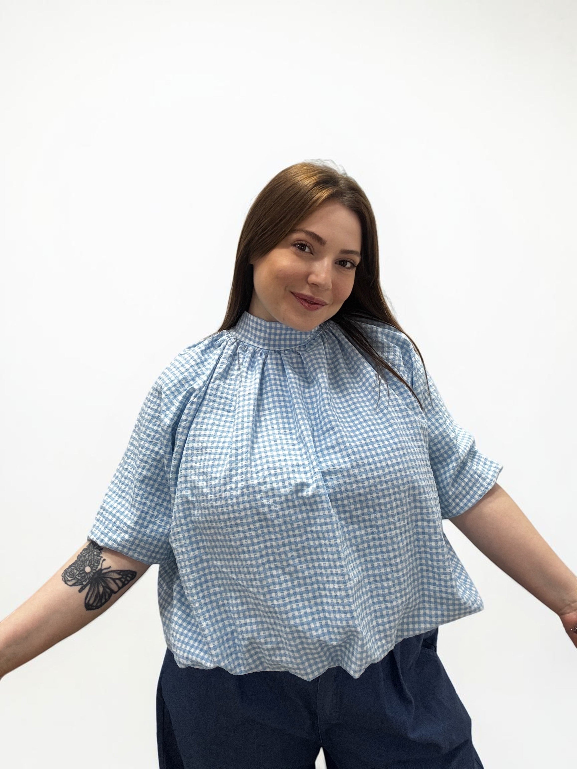 Blusa Gingham a collo alto con effetto palloncino