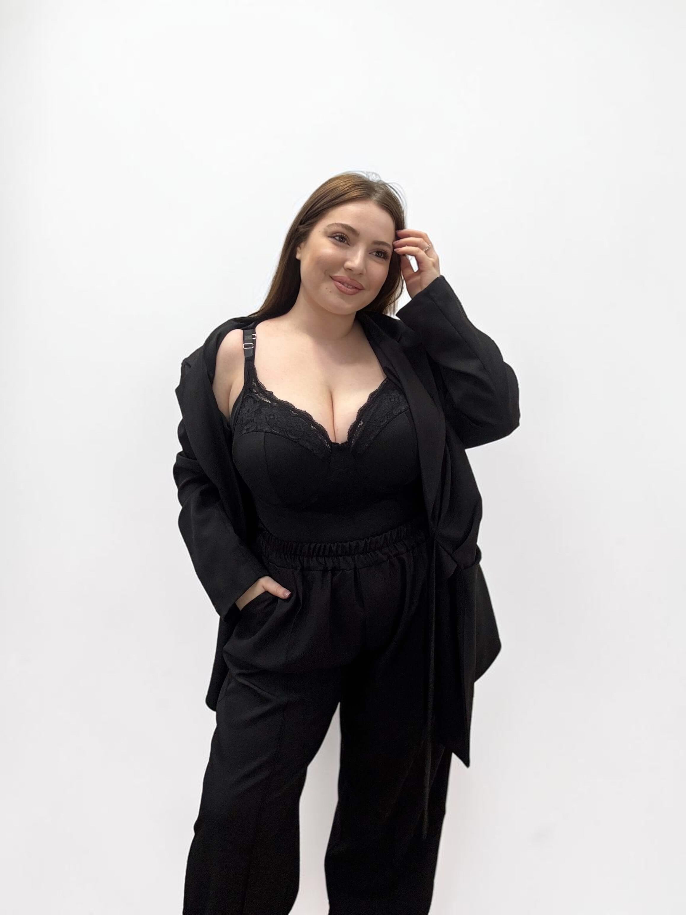 Body Bustier "Night Diamond" modellante – Coppe Strutturate e Bordi in Pizzo