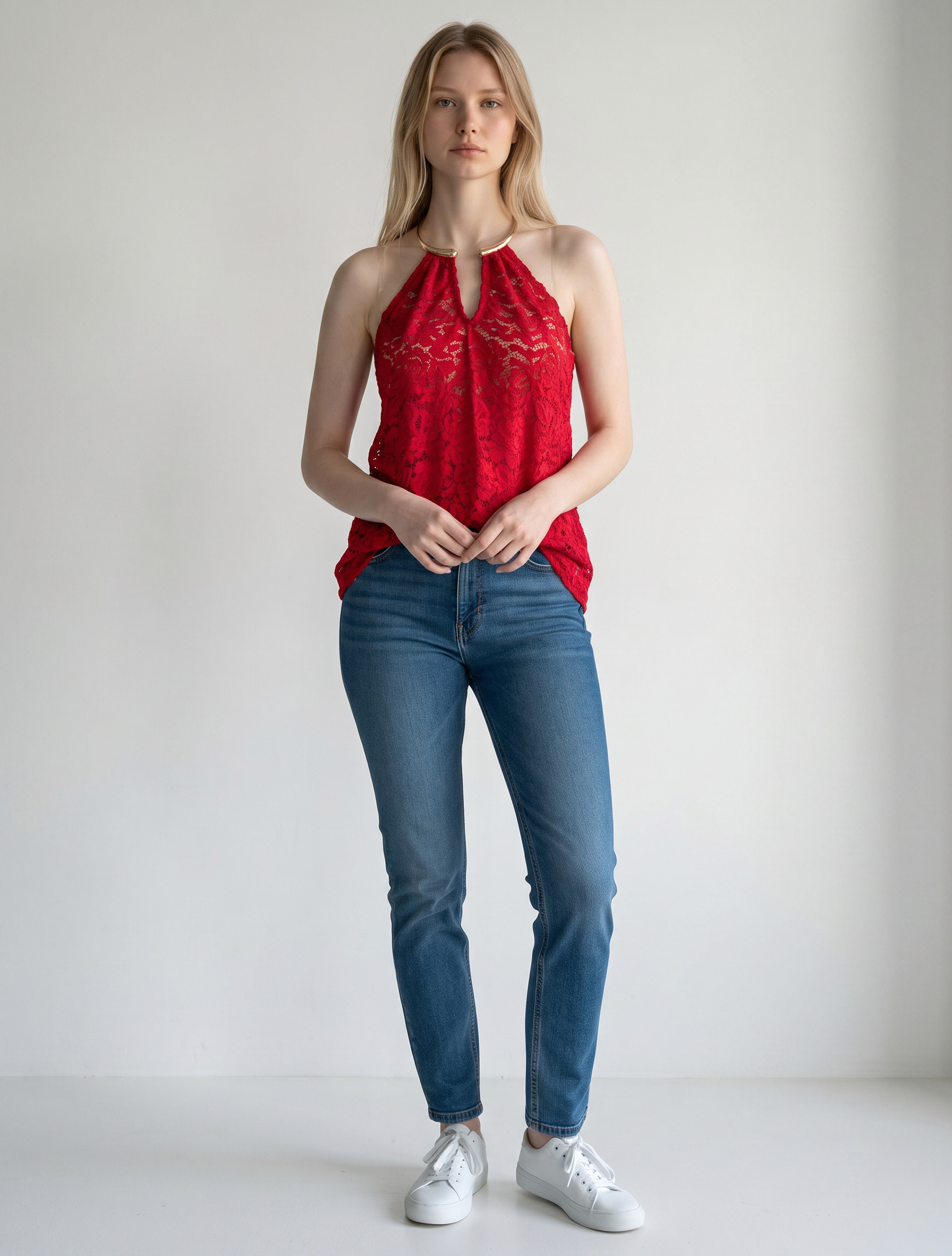 Top Canotta Elegante con Scollo a Cascata