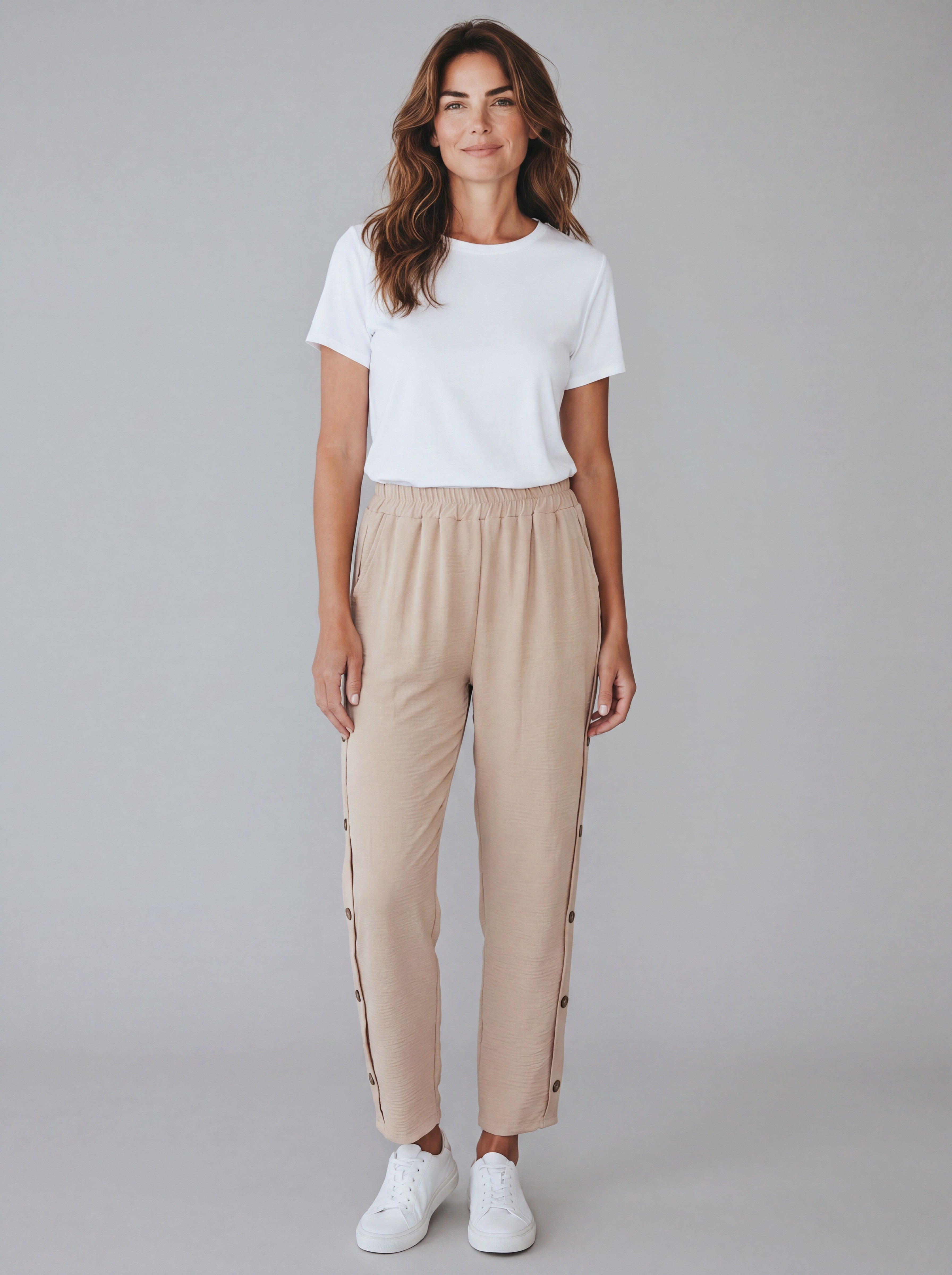 Pantalone Fluido Relaxed Fit con Bottoni Laterali ed Elastico in Vita