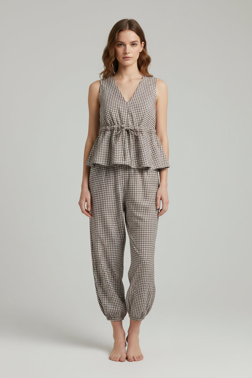Set Coordinato Chic a Quadretti Vichy: Top Senza Maniche e Pantaloni Relax