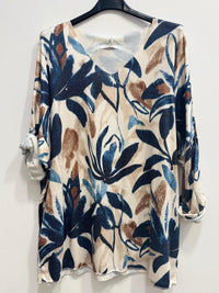 Blusa fiorata in lana d'angora