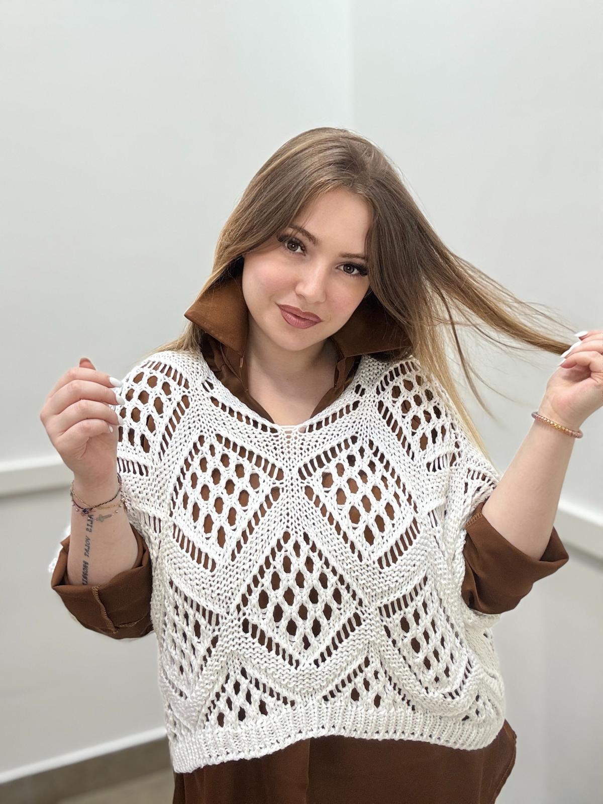 Blusa traforata
