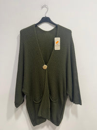 Cardigan spilla con tasche