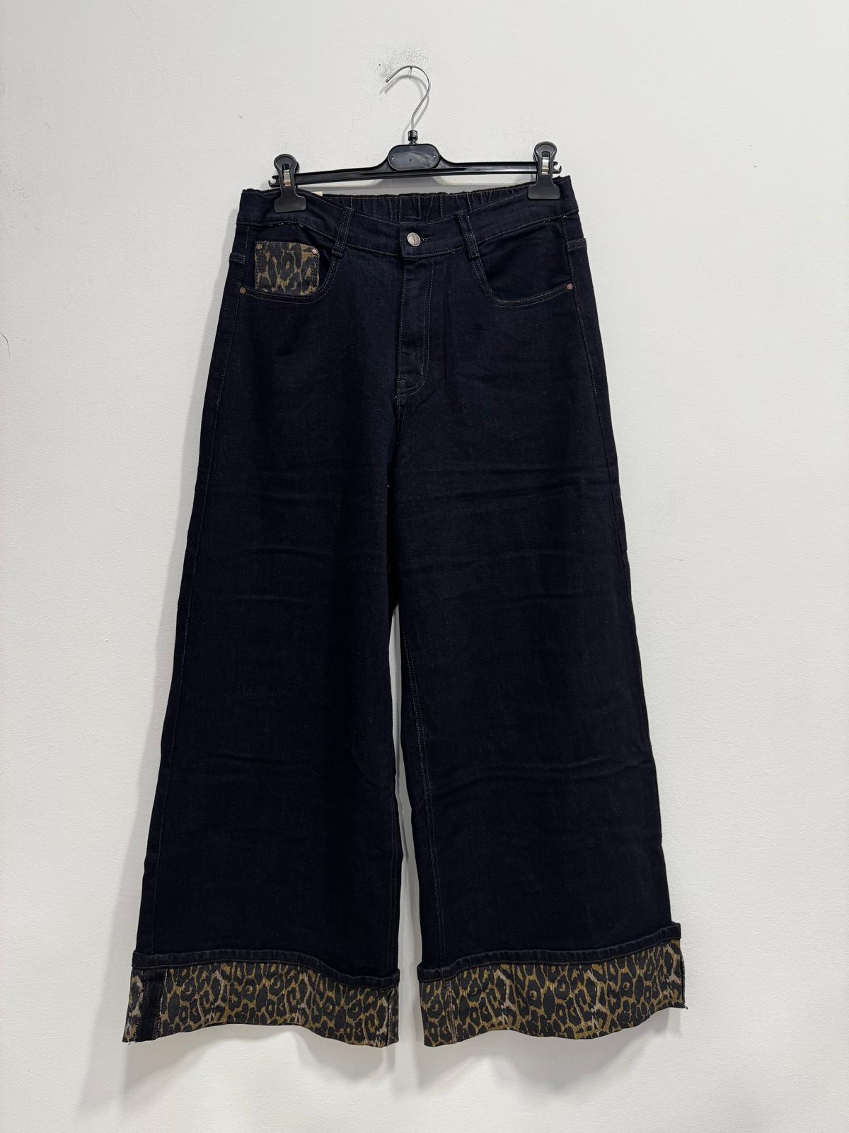 Jeans dettaglio maculato