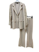 Tailleur in pizzo