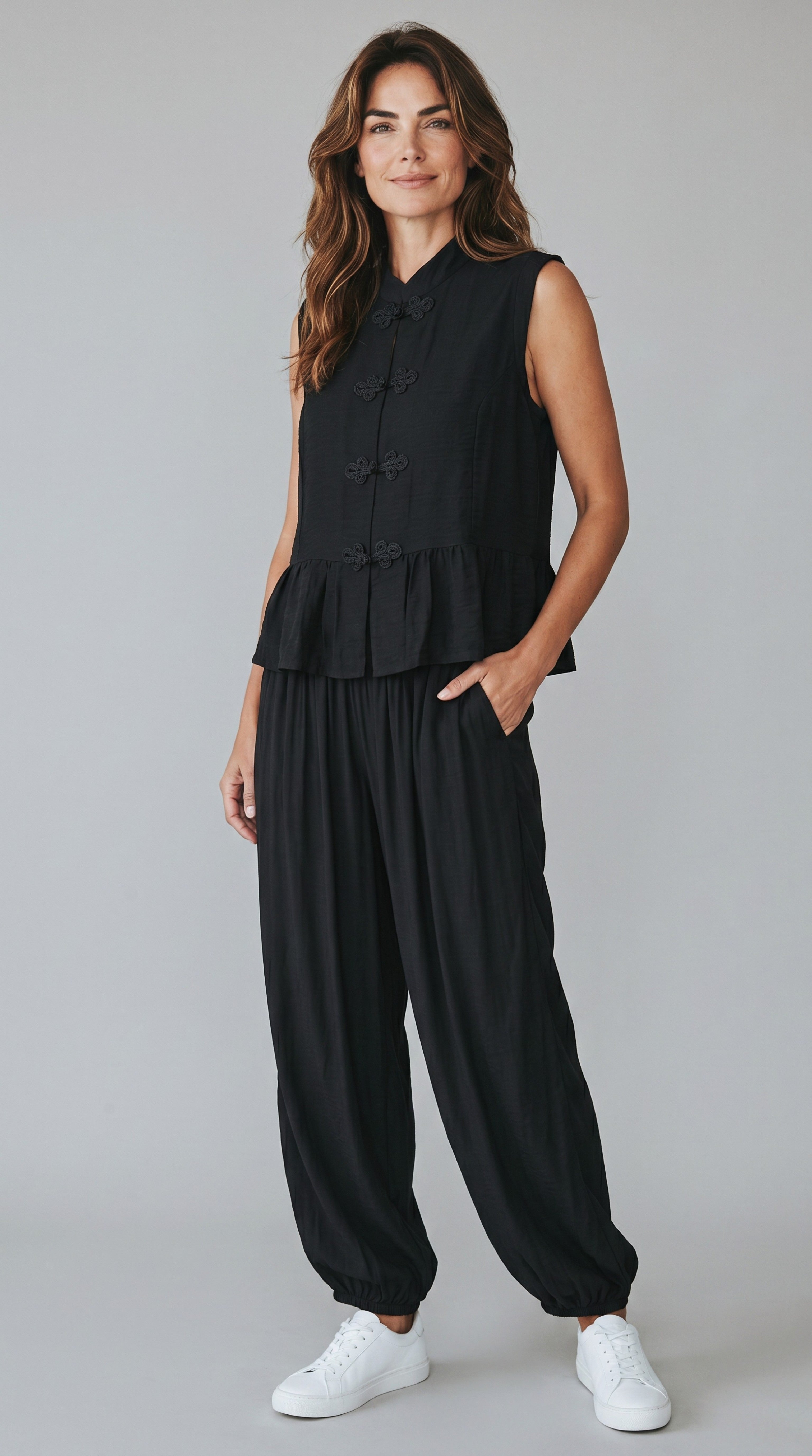 Coordinato Blusa con Alamari e Pantalone Morbido